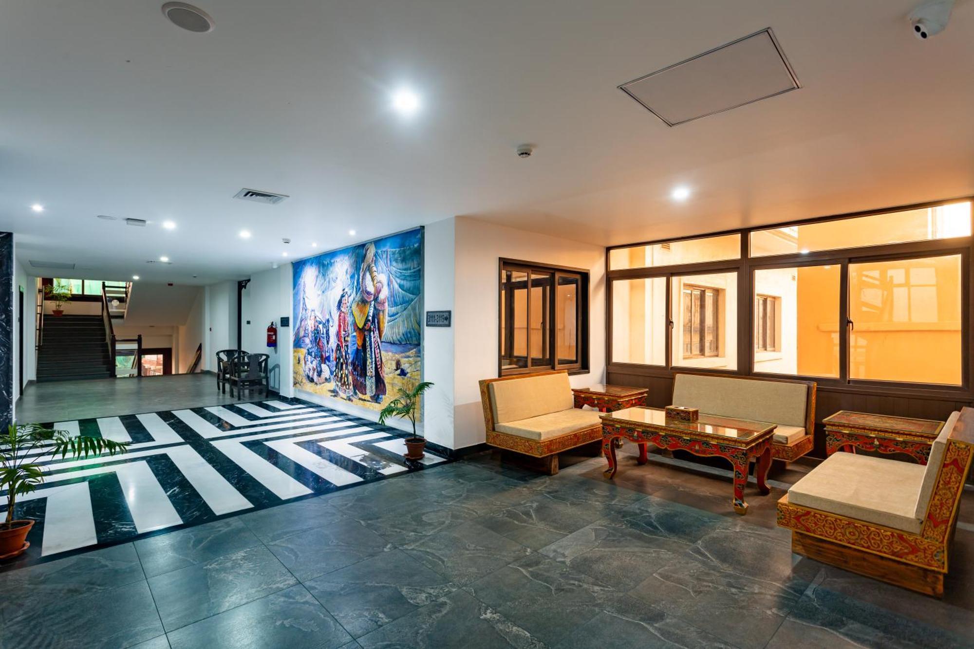 Hotel Lo Mustang Kathmandu Luaran gambar