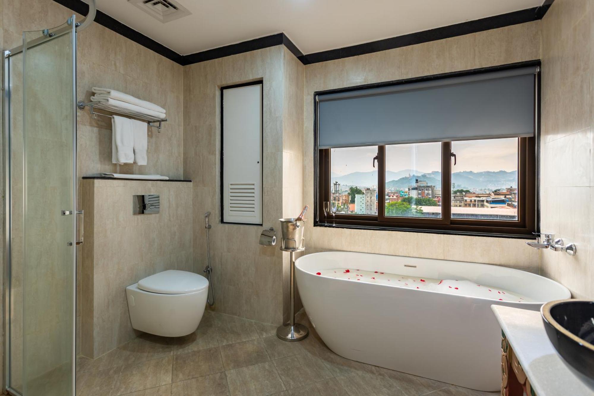 Hotel Lo Mustang Kathmandu Luaran gambar